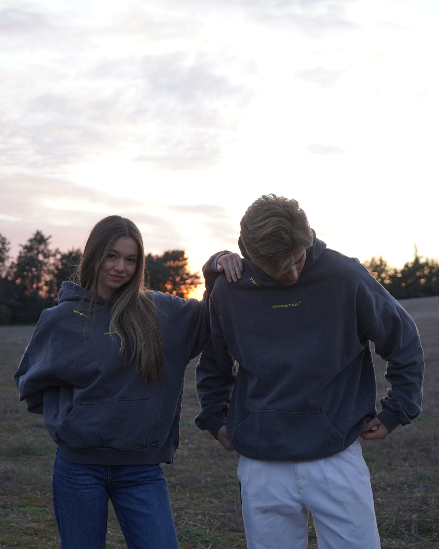 STAR HOODIE WASHED CARBON